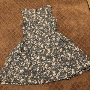 Gap Denim Floral Dress (w/ pockets!)